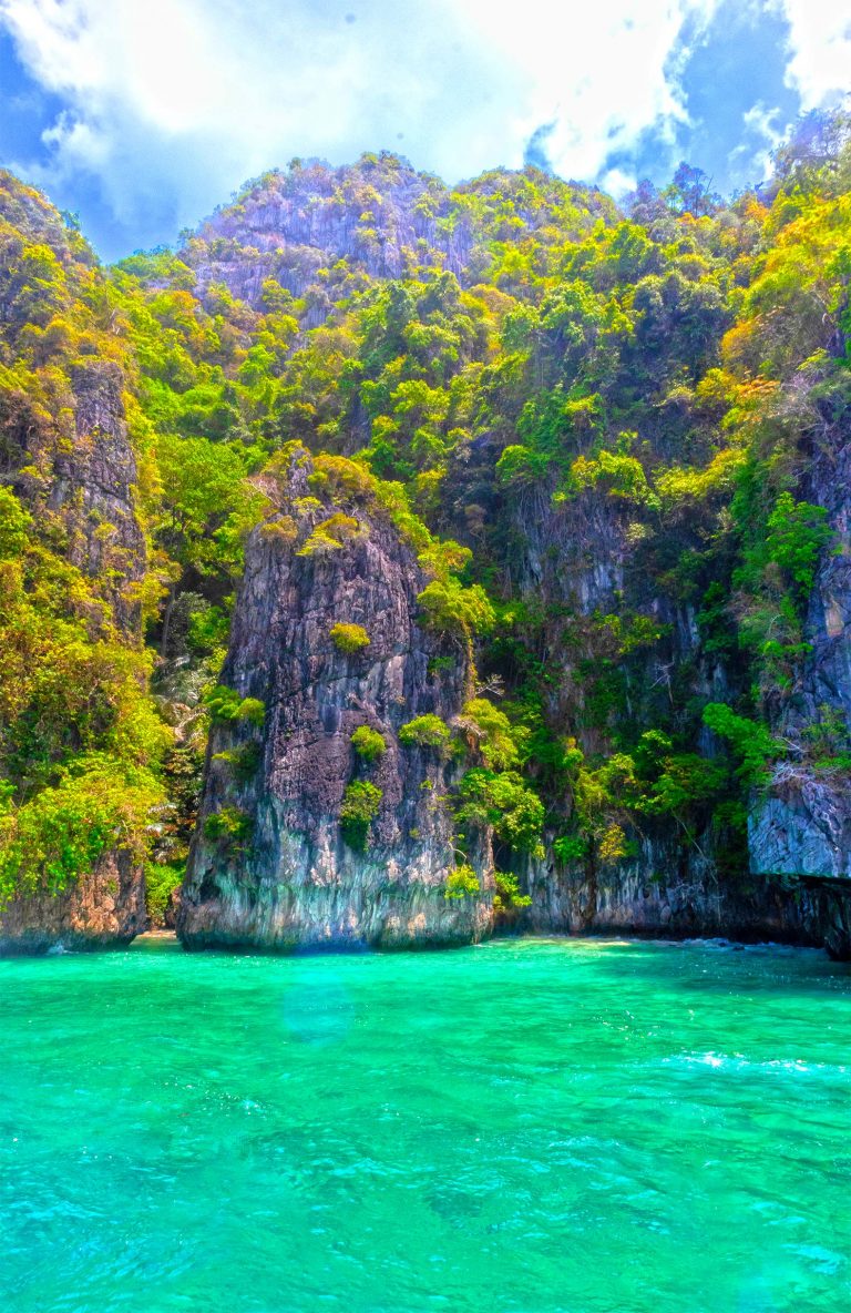 mythaidesntiny_PhiPhi_Island-06