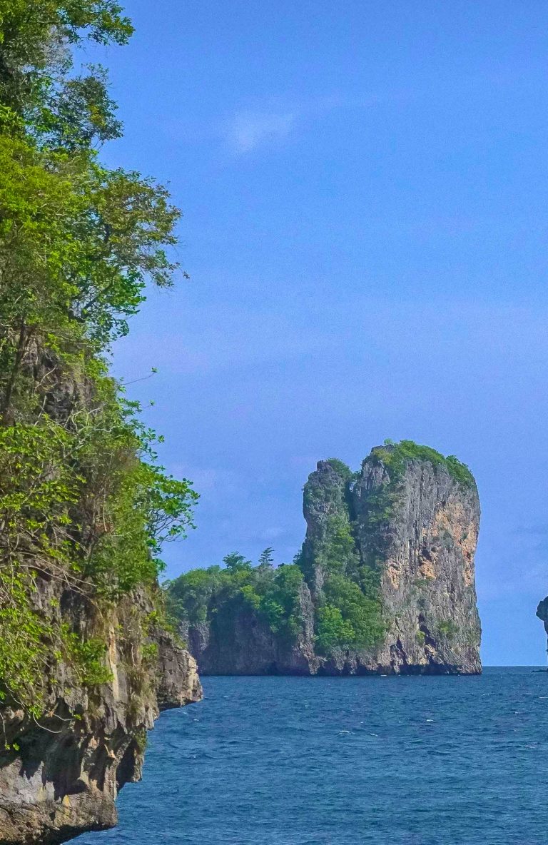 mythaidesntiny_PhiPhi_Island-11